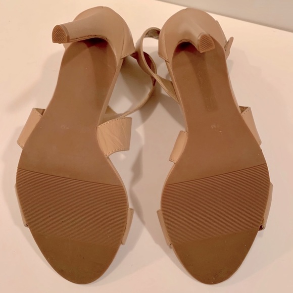 BNWOT Le Chateau heels - Picture 4 of 7